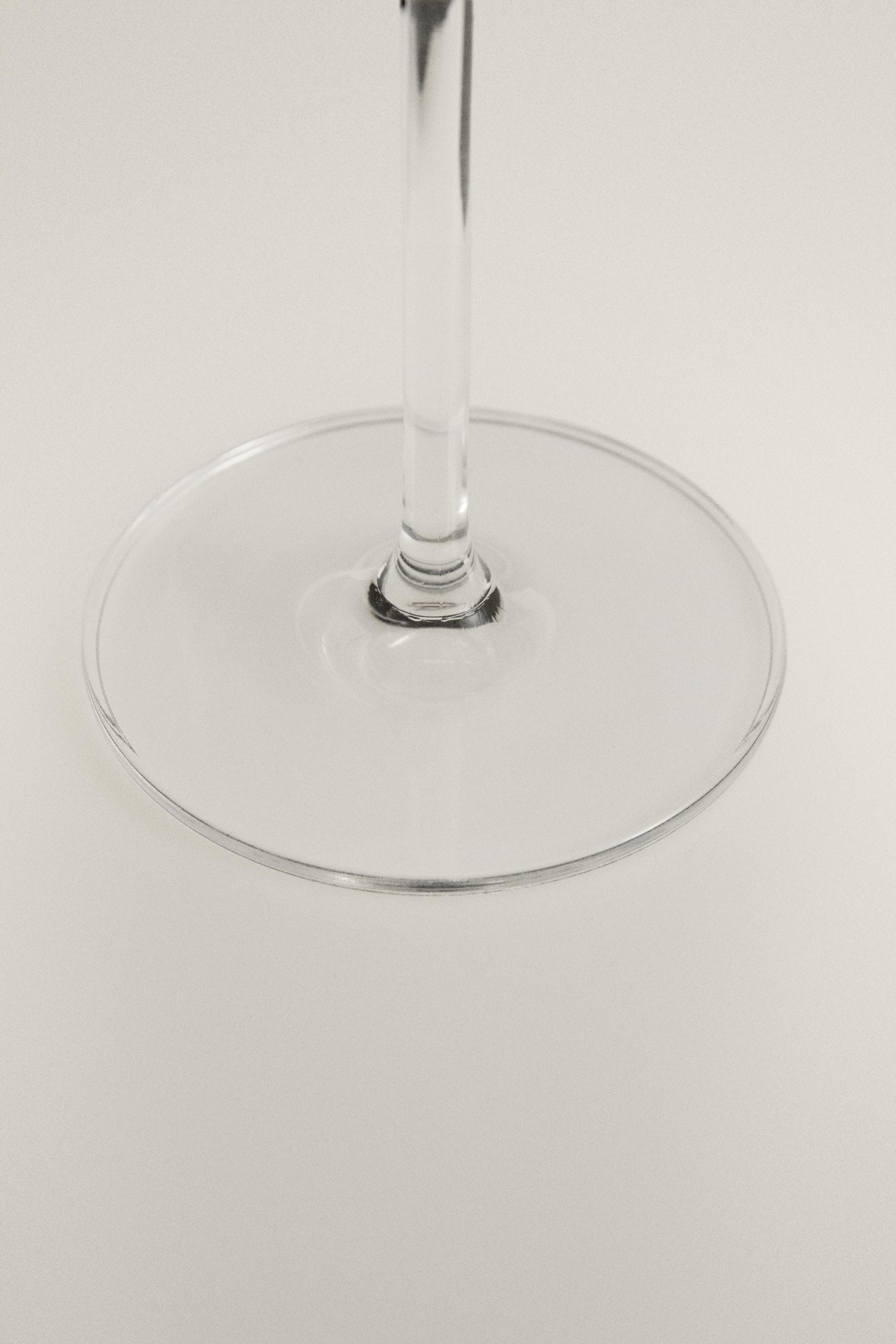 LOW CONICAL CRYSTALLINE WINE GLASS